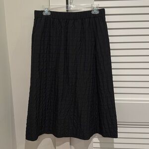 Eileen Fisher silk midi skirt, small, black, quilted silk fabric with pockets!